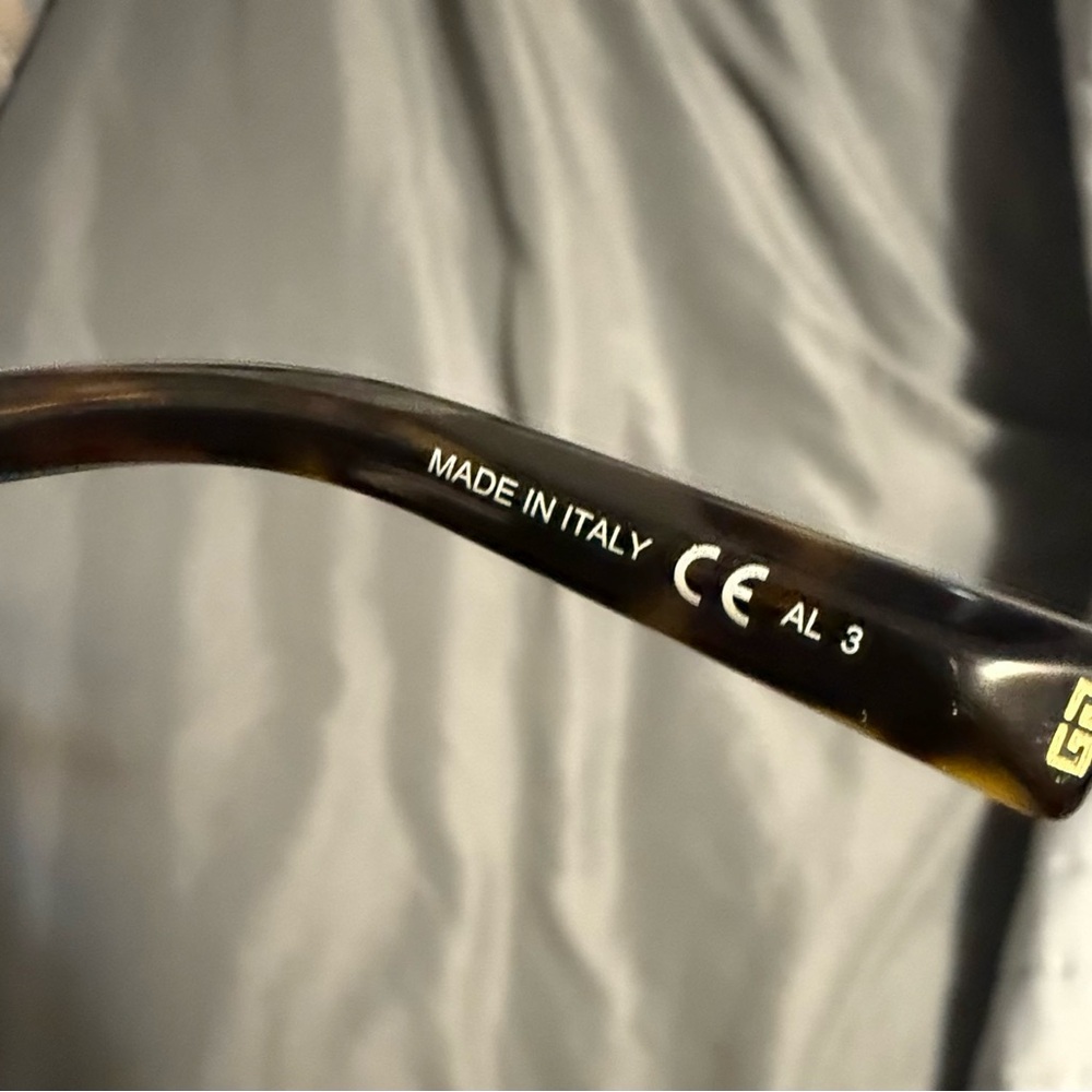 Givenchy Square Sunglasses - Picture 4 of 9